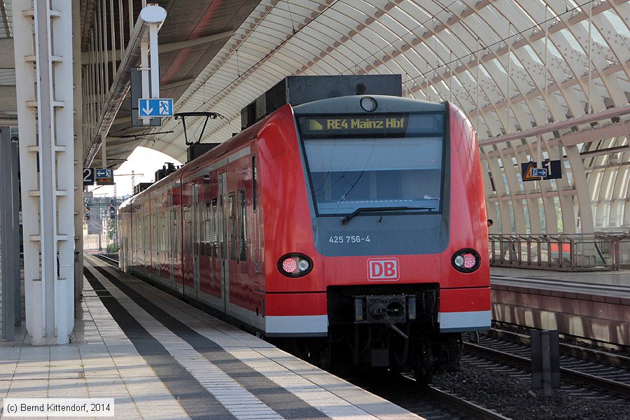 Deutsche Bahn - 425756-4
/ Bild: db4257564_bk1406120070.jpg