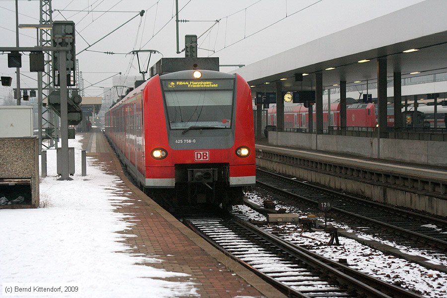 Deutsche Bahn - 425758-0
/ Bild: db4257580_bk0901160011.jpg