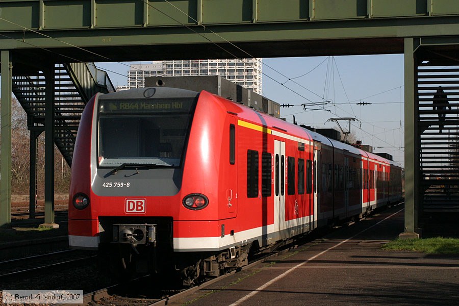 Deutsche Bahn - 425759-8
/ Bild: db4257598_bk0703120018.jpg