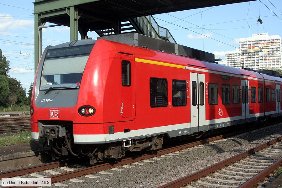 Deutsche Bahn - 425761-4
/ Bild: db4257614_bk0908270016.jpg Deutsche Bahn - 425761-4
/ Bild: db4257614_bk0908270016.jpg