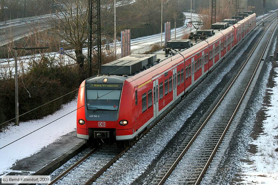 Deutsche Bahn - 425762-2
/ Bild: db4257622_bk0901130008.jpg