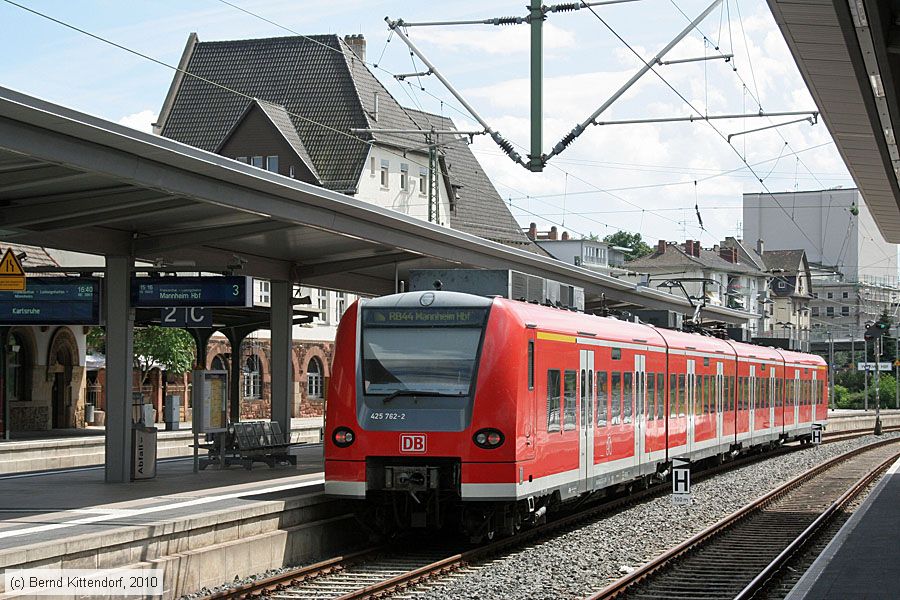 Deutsche Bahn - 425762-2
/ Bild: db4257622_bk1007130011.jpg