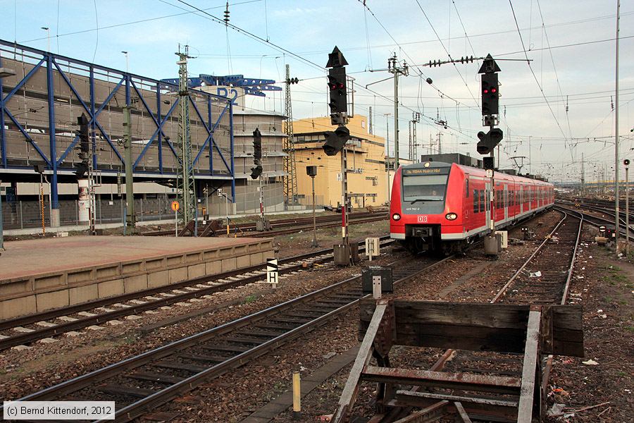 Deutsche Bahn - 425762-2
/ Bild: db4257622_bk1204020020.jpg