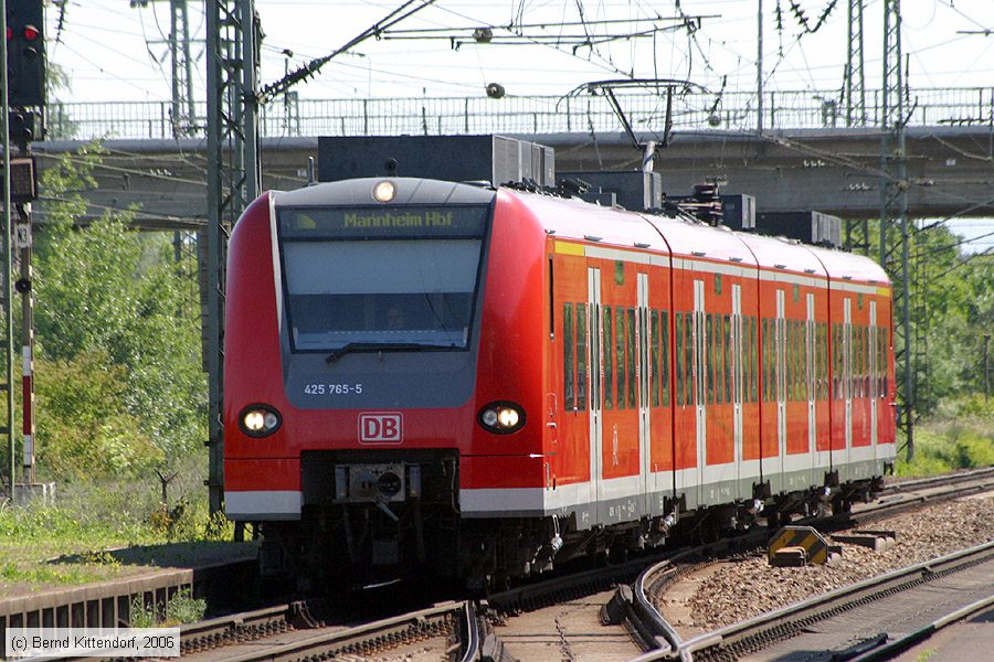 Deutsche Bahn - 425765-5
/ Bild: db4257655_bk0606110106.jpg