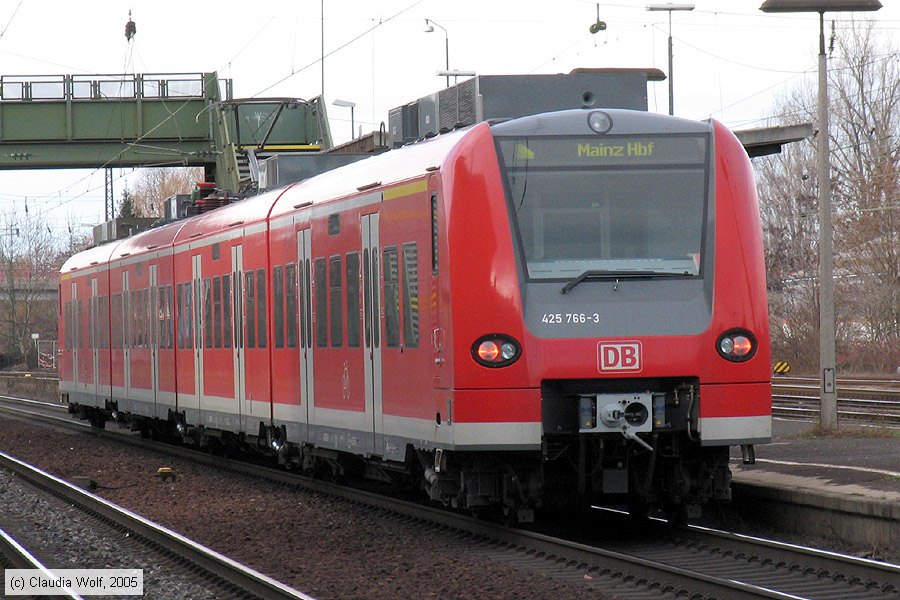Deutsche Bahn - 425766-3
/ Bild: db4257663_cw006291.jpg