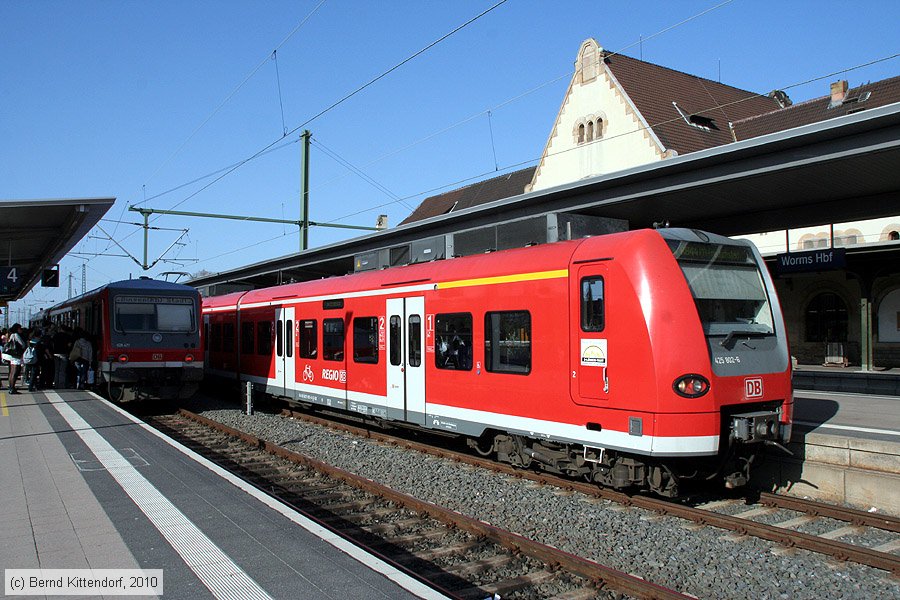 Deutsche Bahn - 425802-6
/ Bild: db4258026_bk1004170011.jpg