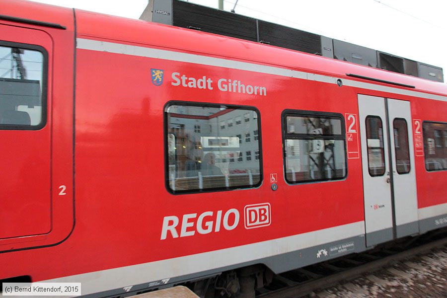 Deutsche Bahn - 425815-8
/ Bild: db4258158_bk1512220008.jpg