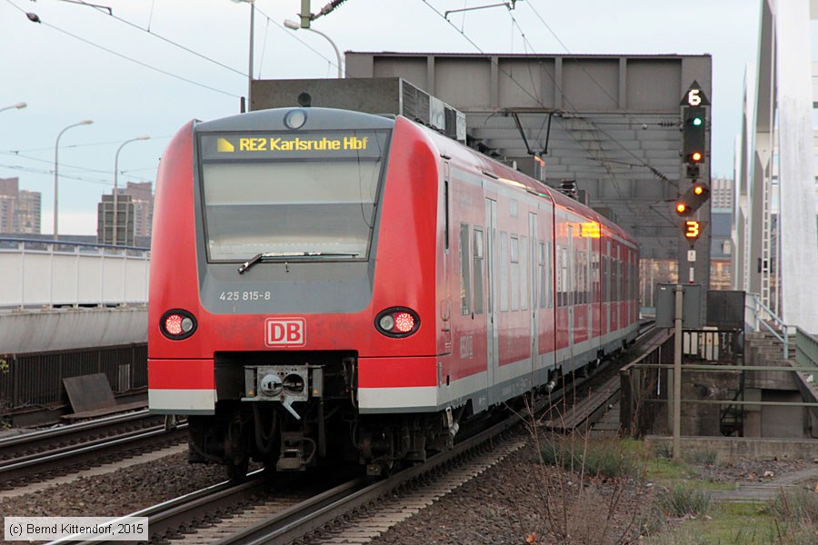 Deutsche Bahn - 425815-8
/ Bild: db4258158_bk1512220010.jpg Deutsche Bahn - 425815-8
/ Bild: db4258158_bk1512220010.jpg