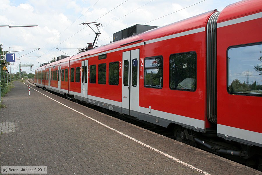 Deutsche Bahn - 435266-2
/ Bild: db4352662_bk1107270117.jpg