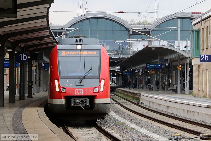 Deutsche Bahn - 430 121
/ Bild: db430121_bk2304170039.jpg Deutsche Bahn - 430 121
/ Bild: db430121_bk2304170039.jpg