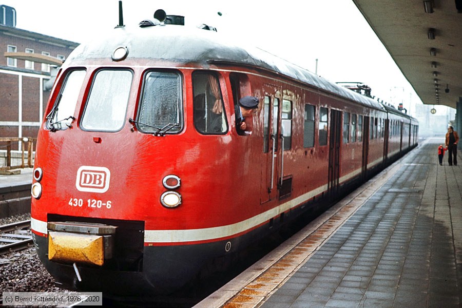 Deutsche Bundesbahn - 430120-6
/ Bild: db4301206_ds33-1231.jpg