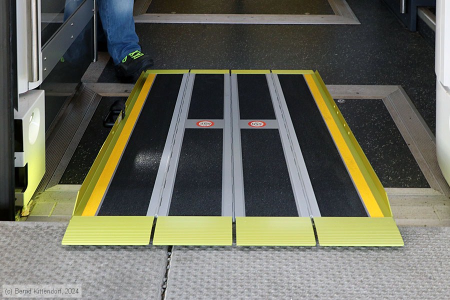 Deutsche Bahn - 1441 745
/ Bild: db1441745_bk2404210032.jpg Deutsche Bahn - 1441 745
/ Bild: db1441745_bk2404210032.jpg