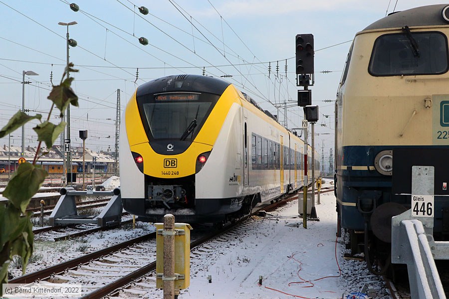 Deutsche Bahn - 1440 248
/ Bild: db1440248_bk2212150105.jpg Deutsche Bahn - 1440 248
/ Bild: db1440248_bk2212150105.jpg