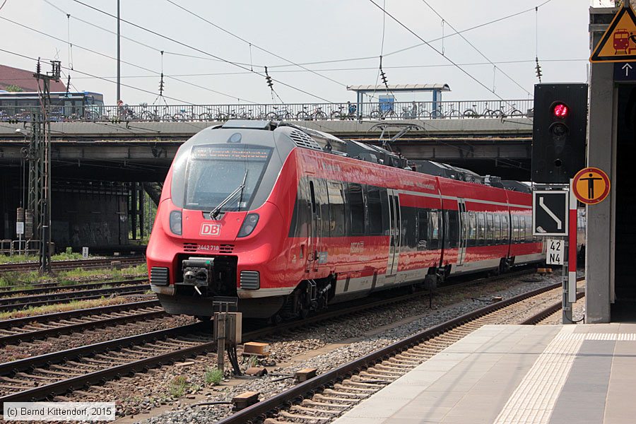 Deutsche Bahn - 2442 718
/ Bild: db2442718_bk1505130233.jpg