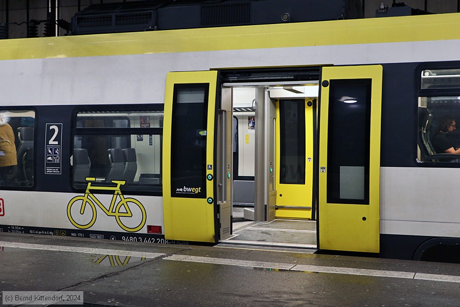 Deutsche Bahn - 3442 208
/ Bild: db3442208_bk2401180131.jpg