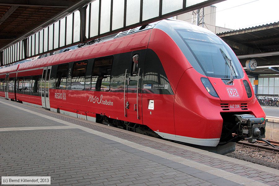 Deutsche Bahn - 442 206
/ Bild: db442206_bk1306080069.jpg