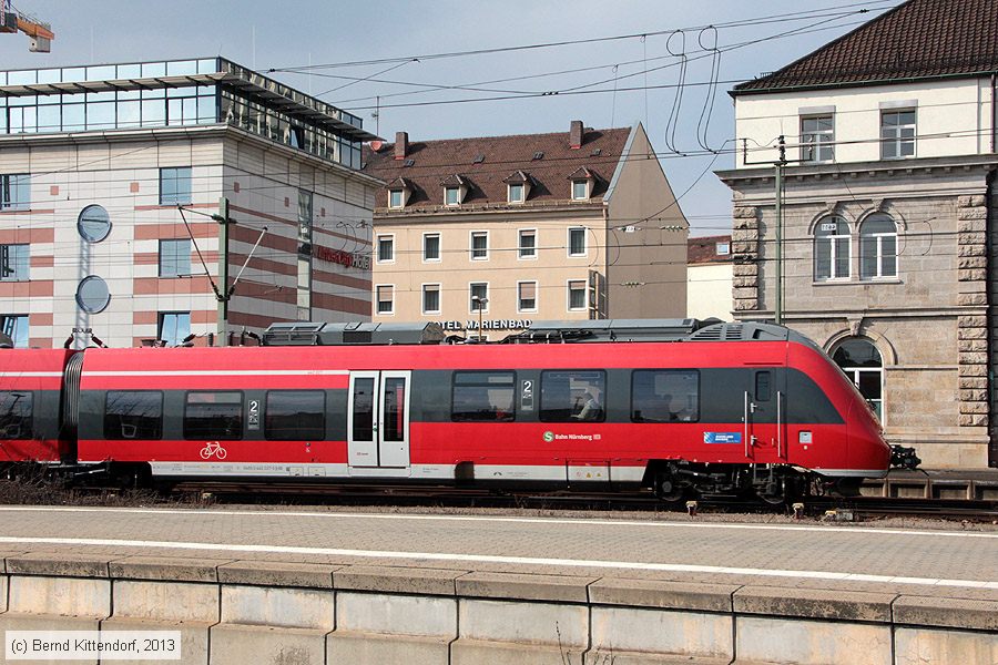 Deutsche Bahn - 442 227
/ Bild: db442227_bk1303150114.jpg