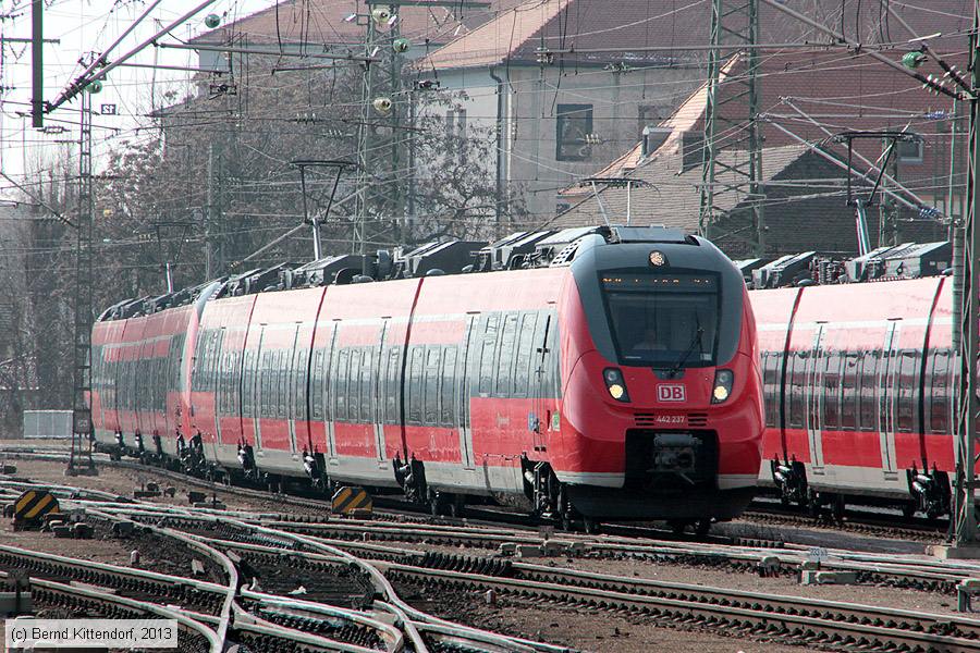 Deutsche Bahn - 442 237
/ Bild: db442237_bk1303150102.jpg