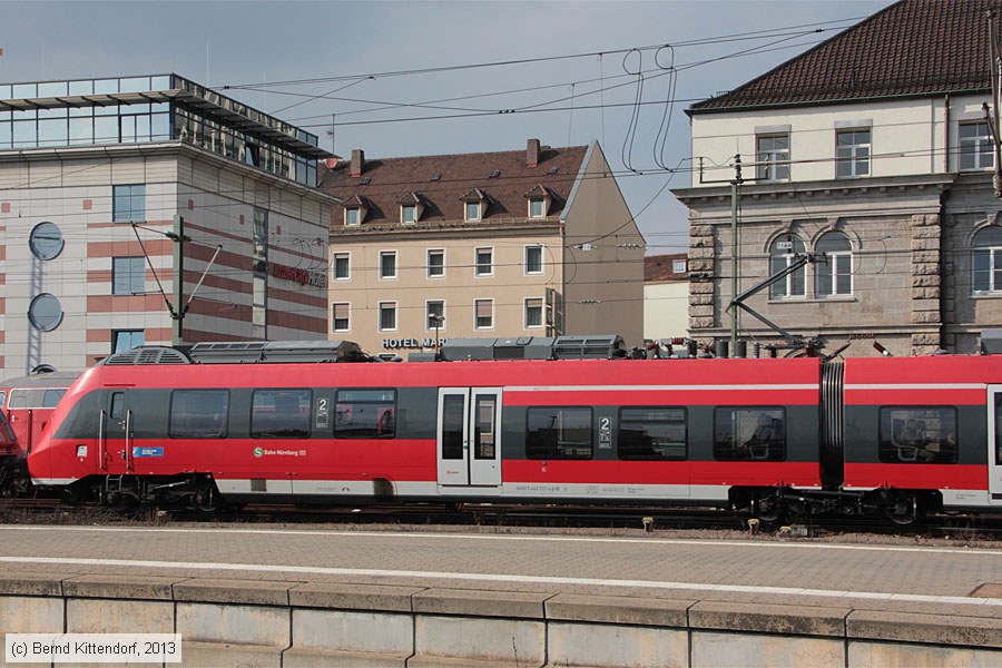 Deutsche Bahn - 442 727
/ Bild: db442727_bk1303150111.jpg