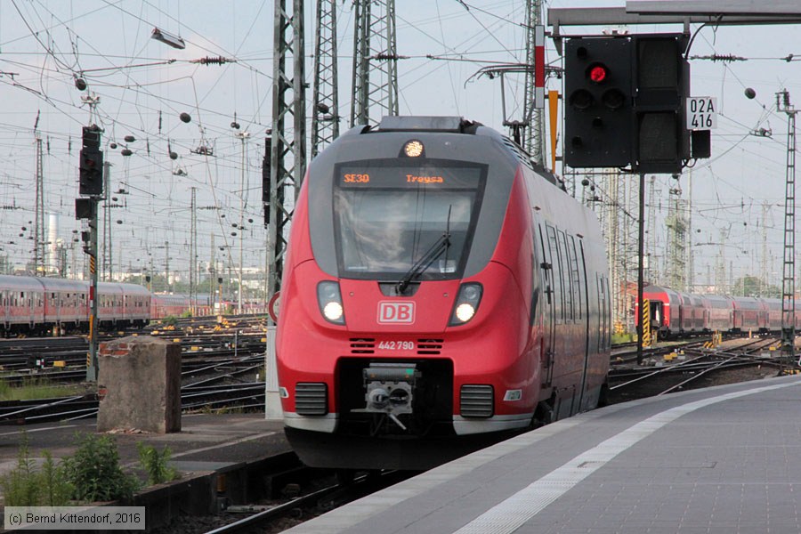 Deutsche Bahn - 442 790
/ Bild: db442790_bk1606100031.jpg
