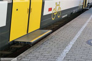 Bild: db8630055_bk2207160157.jpg - anklicken zum Vergrößern Bild: db8630055_bk2207160157.jpg - anklicken zum Vergrößern