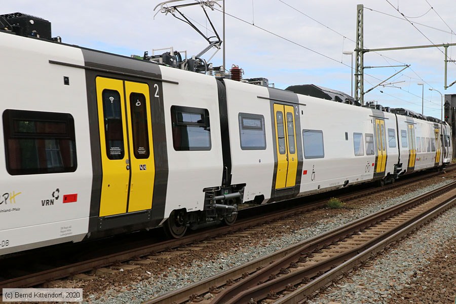 Deutsche Bahn - 863 045
/ Bild: db8630451_bk2009100021.jpg
