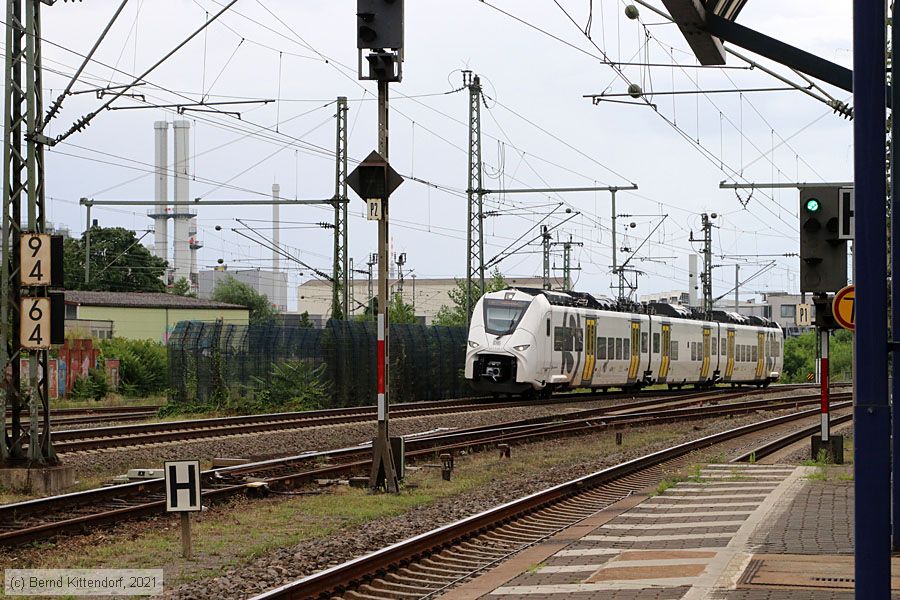 Deutsche Bahn - 463 048
/ Bild: db4630489_bk2107280061.jpg Deutsche Bahn - 463 048
/ Bild: db4630489_bk2107280061.jpg