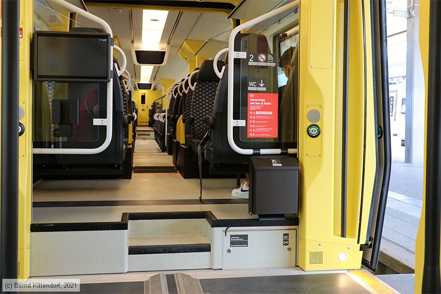 Deutsche Bahn - 863 049 - Innenansicht
/ Bild: db8630493_bk2106170023.jpg