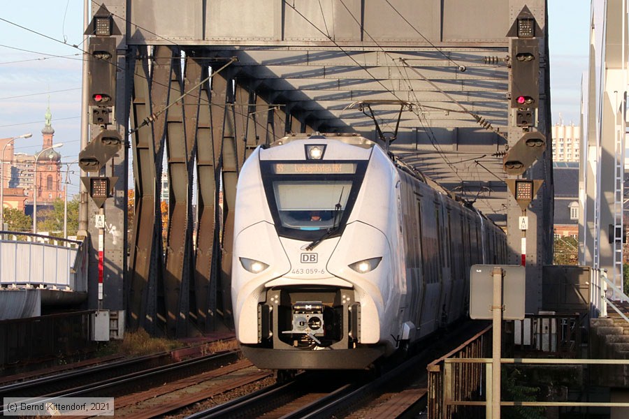 Deutsche Bahn - 463 059
/ Bild: db4630596_bk2110190012.jpg Deutsche Bahn - 463 059
/ Bild: db4630596_bk2110190012.jpg