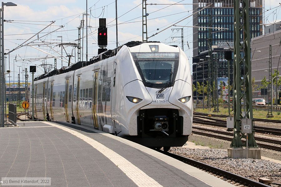 Deutsche Bahn - 463 563
/ Bild: db4635637_bk2207160042.jpg