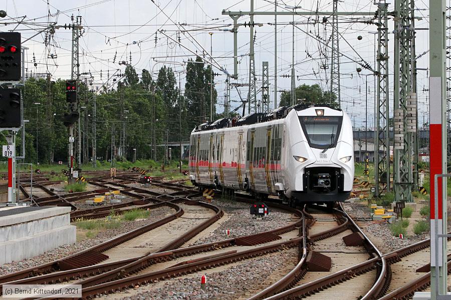 Deutsche Bahn - 463 564
/ Bild: db4635645_bk2107080079.jpg
