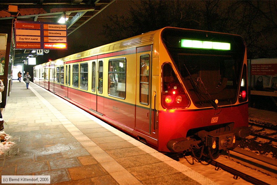 Deutsche Bahn - S-Bahn Berlin - 480058-7
/ Bild: db4800587_e0013880.jpg