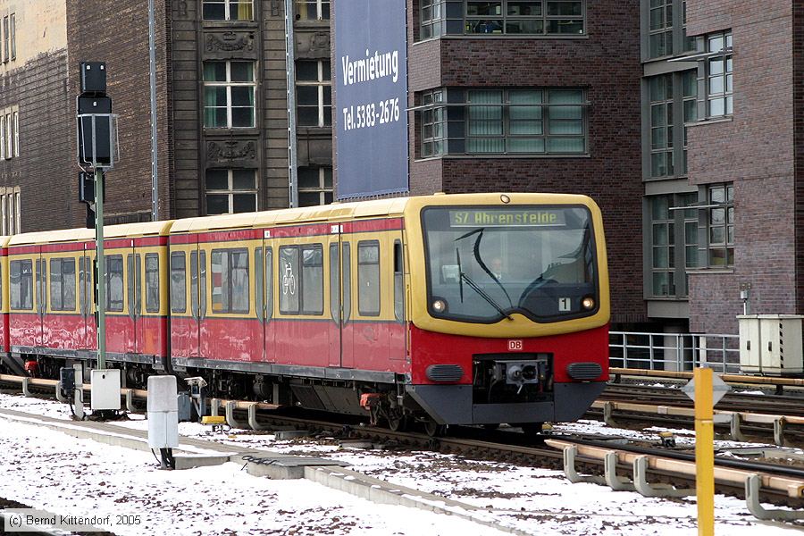 Deutsche Bahn - S-Bahn Berlin - 481471-1
/ Bild: db4814711_e0014016.jpg