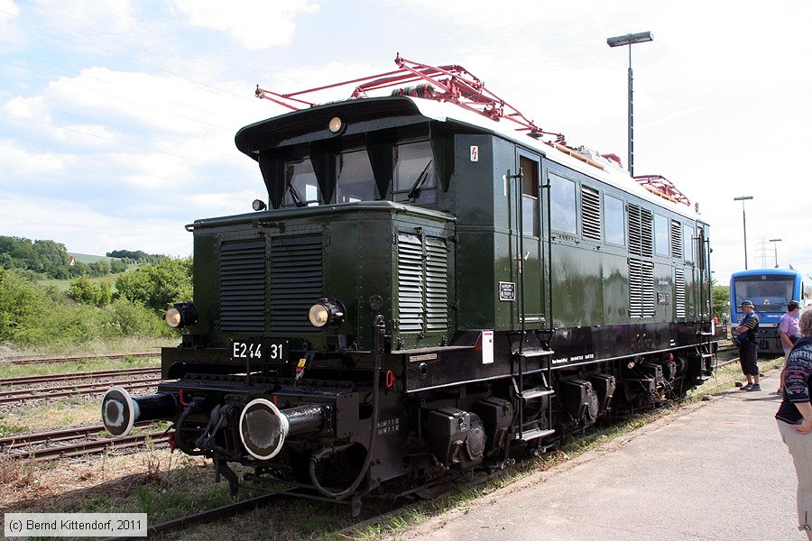 Historische E-Lok - E 244 31
/ Bild: dbe24431_bk1105280192.jpg
