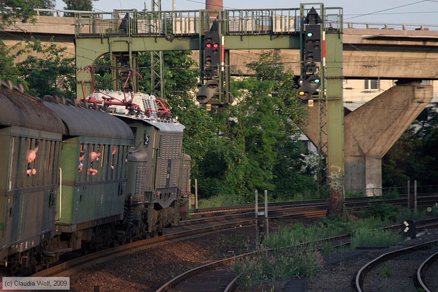 Historische E-Lok - 194051-9
/ Bild: db1940519_cw0905240310.jpg