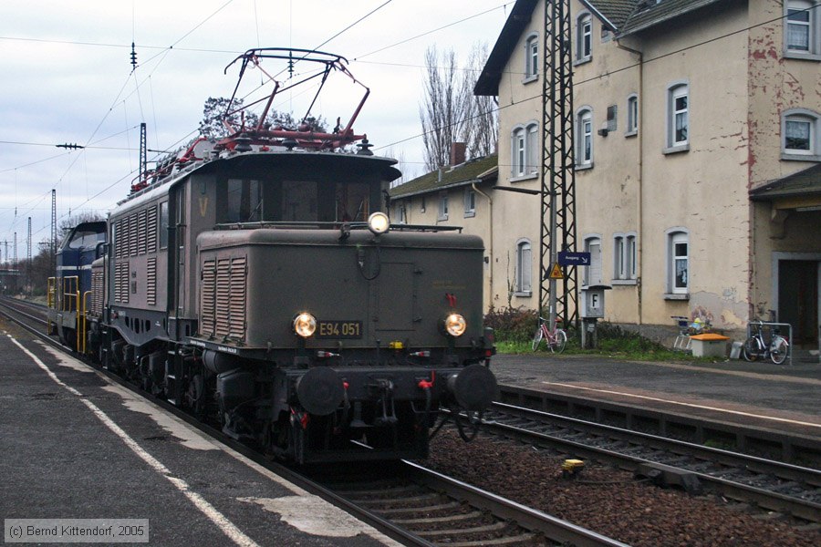 Historische E-Lok - 194051-9
/ Bild: db1940519_e0012617.jpg
