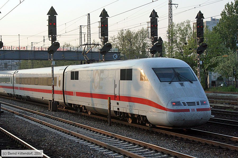 Deutsche Bahn - 401015-3
/ Bild: db4010153_bk0904150104.jpg