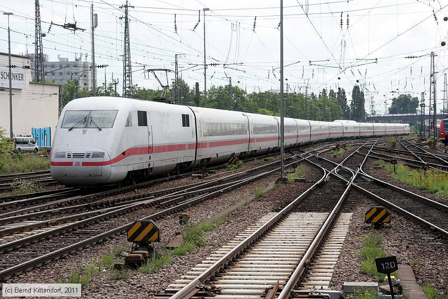 Deutsche Bahn - 401010-4
/ Bild: db4010104_bk1107270021.jpg