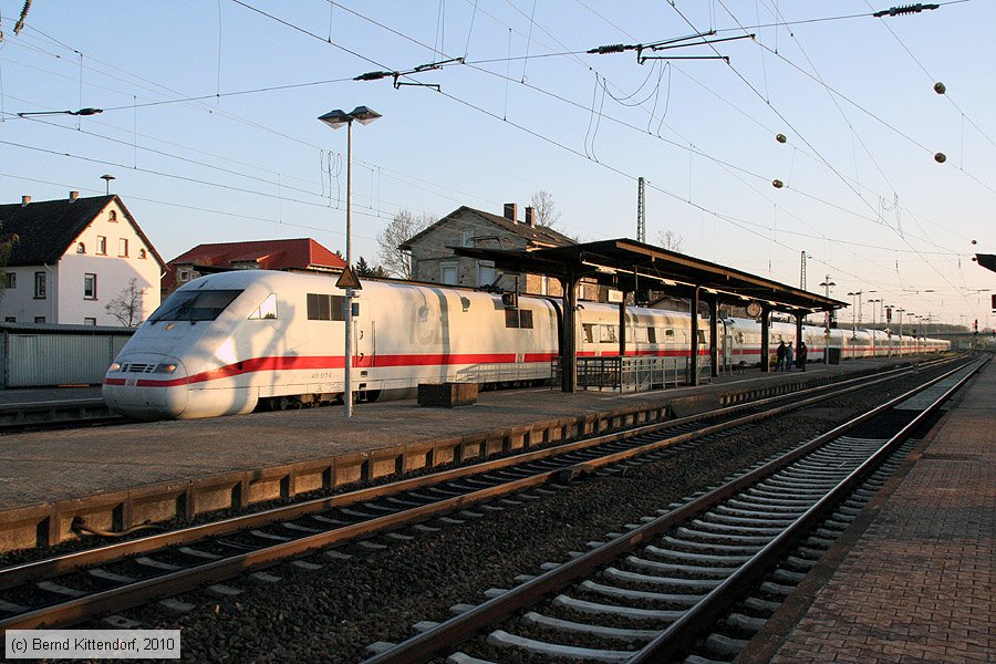 Deutsche Bahn - 401517-8
/ Bild: db4015178_bk1004170039.jpg
