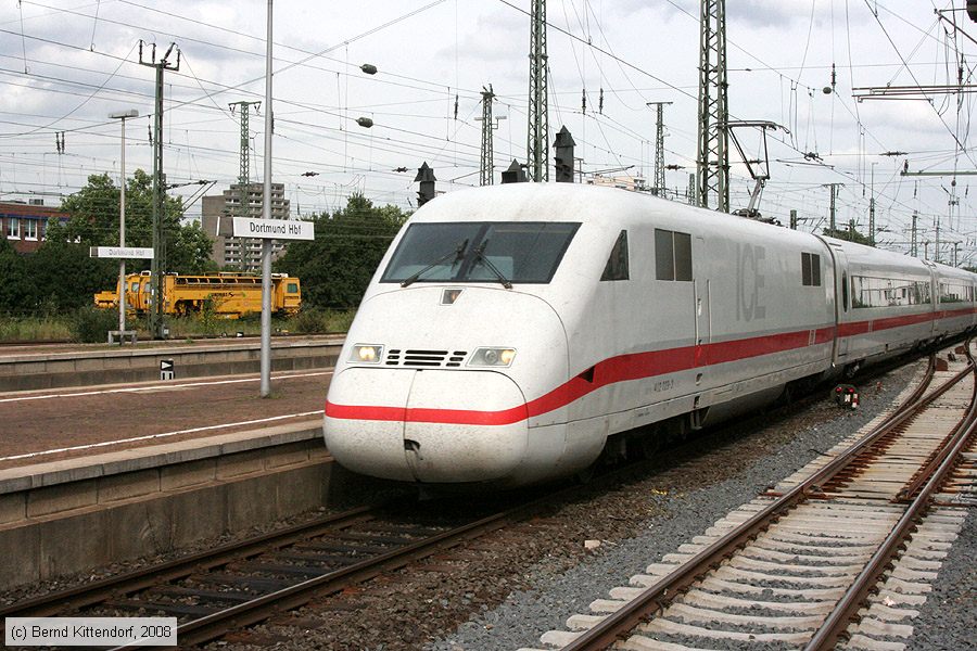 Deutsche Bahn - 402029-3
/ Bild: db4020293_bk0808110123.jpg