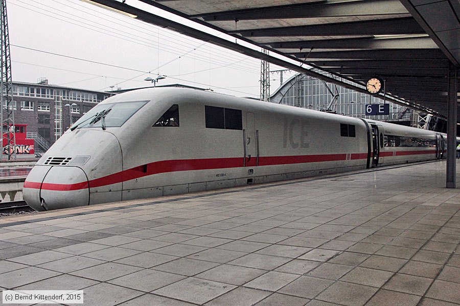 Deutsche Bahn - 402038-4
/ Bild: db4020384_bk1503280254.jpg