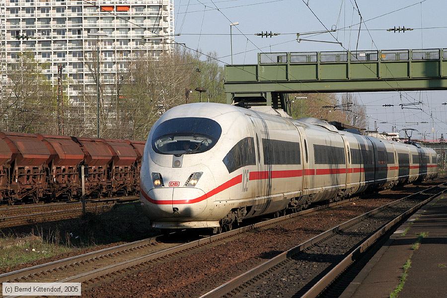 Deutsche Bahn - 403002-9
/ Bild: db4030029_e0015750.jpg Deutsche Bahn - 403002-9
/ Bild: db4030029_e0015750.jpg