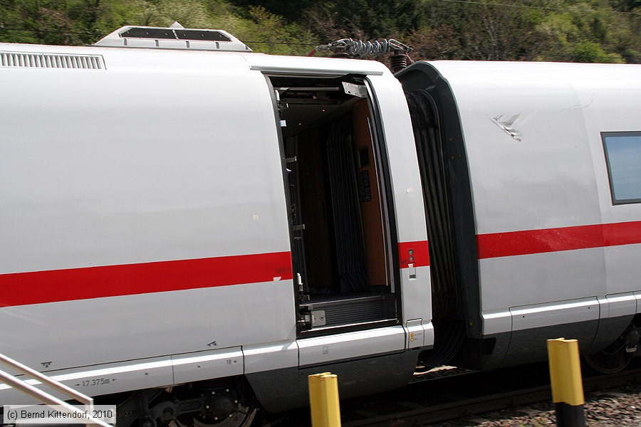 Deutsche Bahn - 403225-6
/ Bild: db4032256_bk1004220081.jpg Deutsche Bahn - 403225-6
/ Bild: db4032256_bk1004220081.jpg