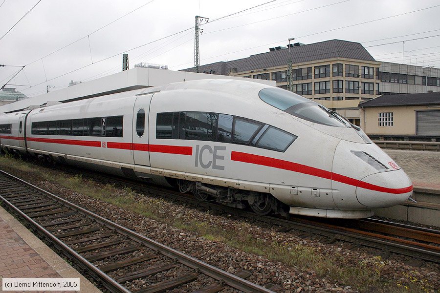 Deutsche Bahn - 403526-7
/ Bild: db4035267_e0018594.jpg