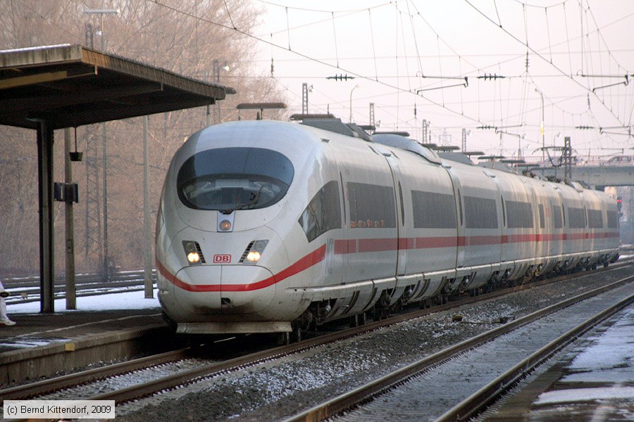 Deutsche Bahn - 403535-8
/ Bild: db4035358_bk0901130028.jpg