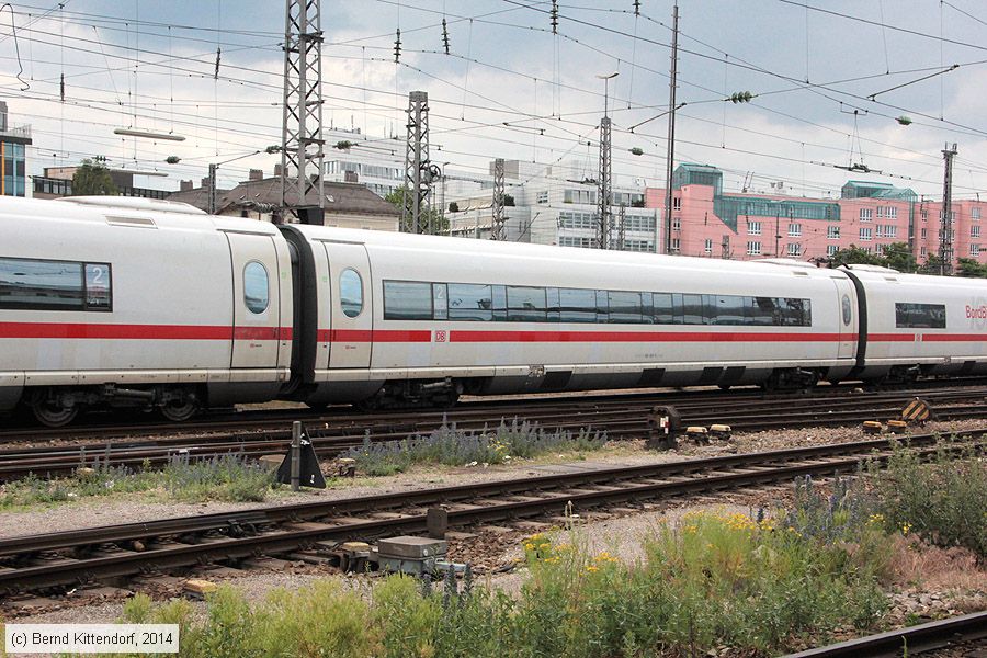 Deutsche Bahn - 403851-9
/ Bild: db4038519_bk1406170304.jpg