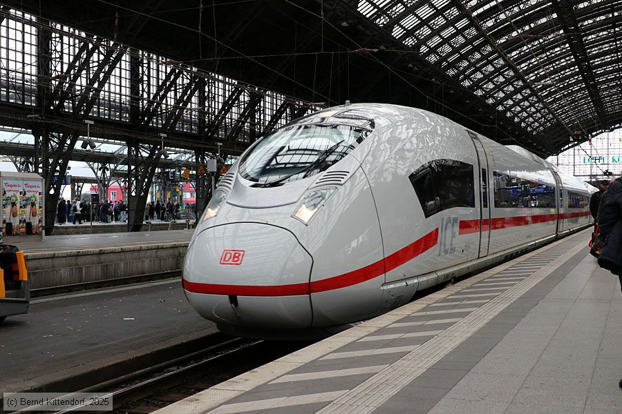 Deutsche Bahn - 408036-2
/ Bild: db4080362_bk2510260045.jpg Deutsche Bahn - 408036-2
/ Bild: db4080362_bk2510260045.jpg