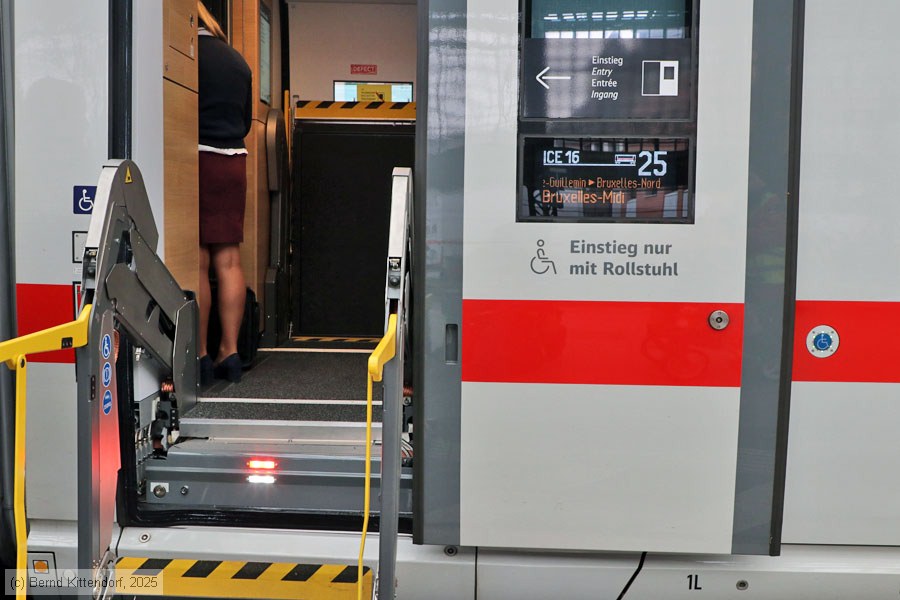 Deutsche Bahn - 408336-6
/ Bild: db4083366_bk2510260050.jpg