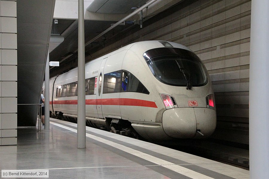 Deutsche Bahn - 411052-4
/ Bild: db4110524_bk1407300048.jpg