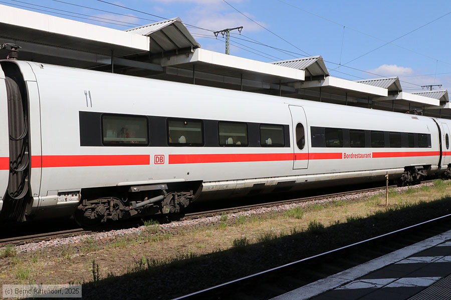 Deutsche Bahn - 411270-2
/ Bild: db4112702_bk2507030020.jpg